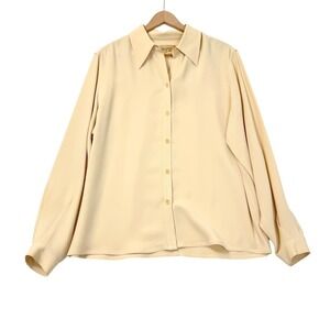 VTG Studio 121 100% Silk Button Down Shirt Blouse Cream Yellow Size M RN 58665